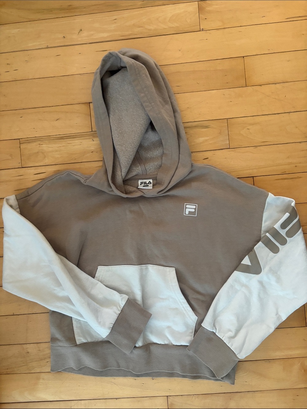 Fila Men's Two-Tone Taupe & White Pullover Hoodie